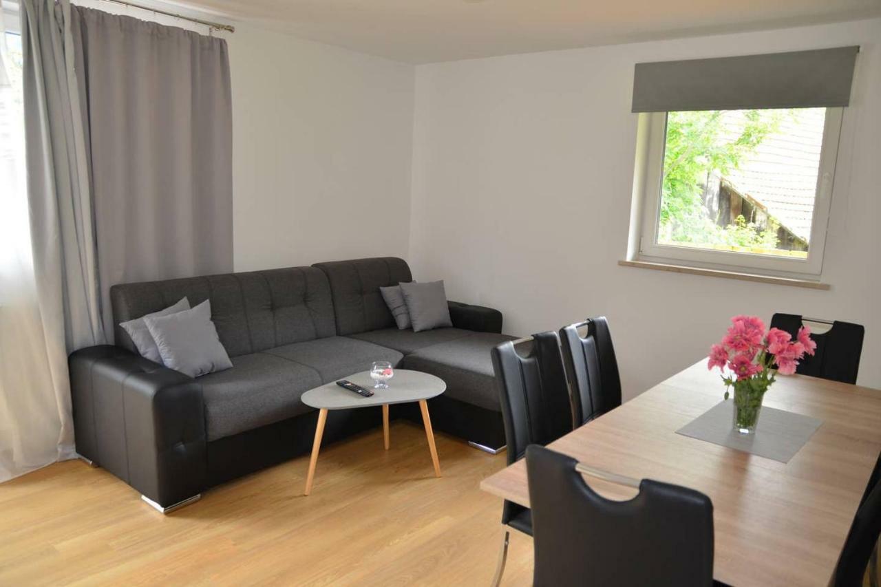 Apartmaji Gaby กอซด์มาร์ทูลเย็ก ภายนอก รูปภาพ